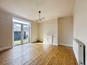 Dining Room- click for photo gallery